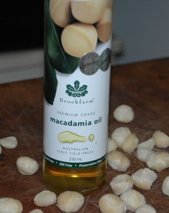 macadamia oil