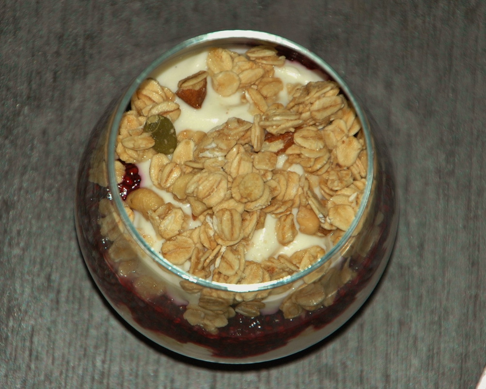 Chia Berry Yoghurt Puddings Healthy Home Cafe