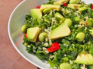 Kale, Quinoa, Edamame and Avocado Salad | Healthy Home Cafe
